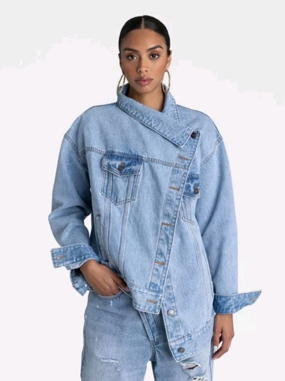 🌻NEW w/tag KBB by KAHLANA The Denim Jacket Light Wash Asymmetrical Front Size L